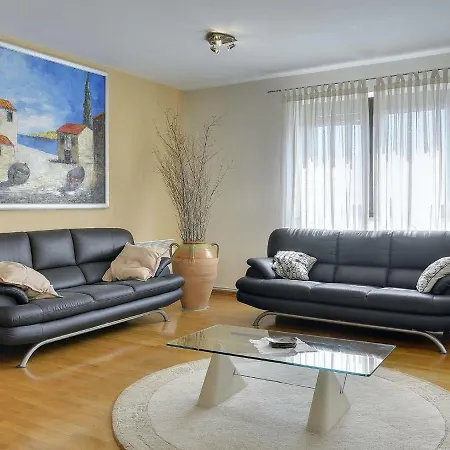 Holiday Casa Rea * 普莱曼图拉